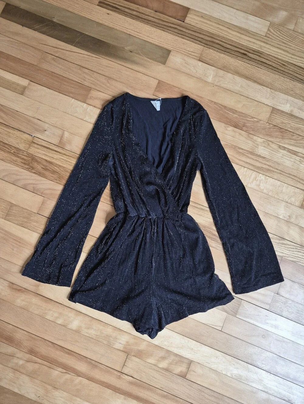 Black Metallic Sparkle Long-Sleeve Romper - Picture 2 of 11